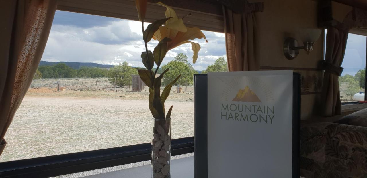 Mountain Harmony Retreat Bed & Breakfast Ramah Dış mekan fotoğraf
